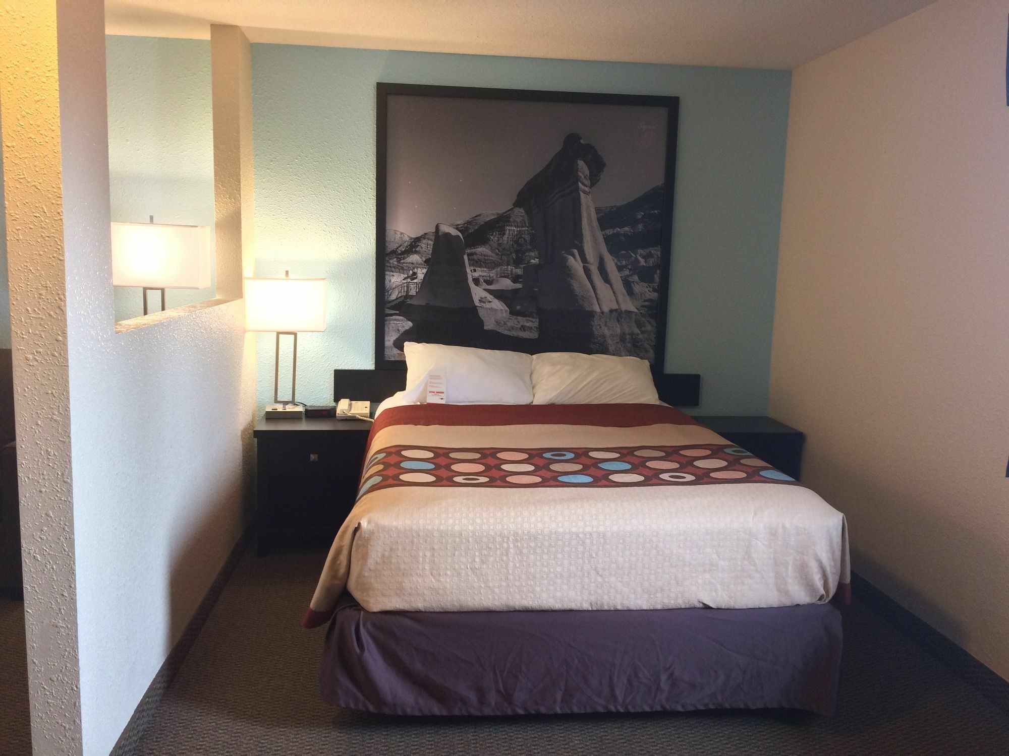 Super 8 By Wyndham สตราธมอร์ ภายนอก รูปภาพ